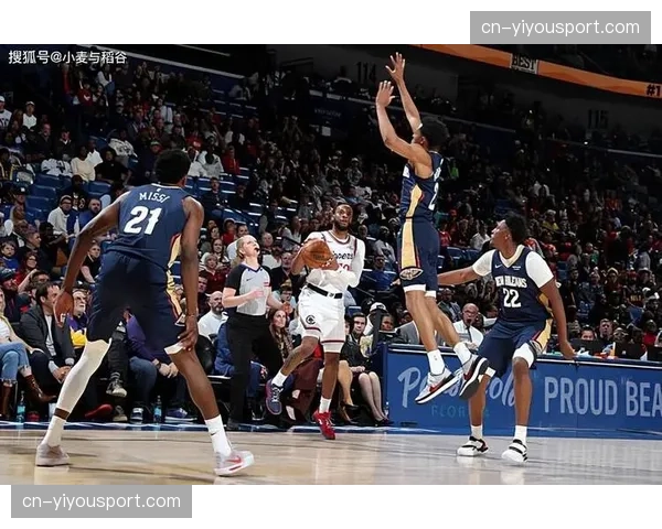 怀特命中率31.8%三分23.5%，绿军控卫成系列赛短板